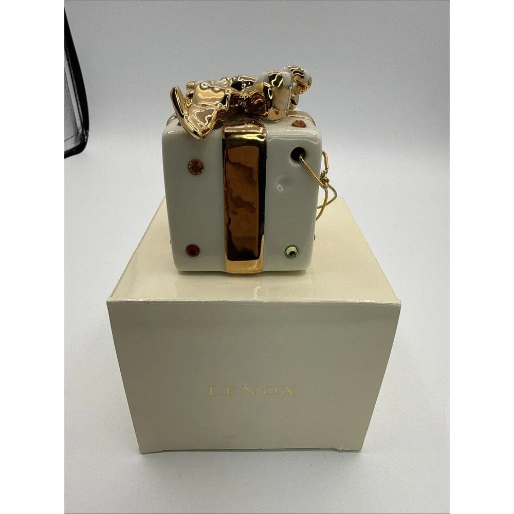 Lenox 2003 Jeweled Gift Box Christmas Ornament Gold Trim Missing 1 Gem VTG